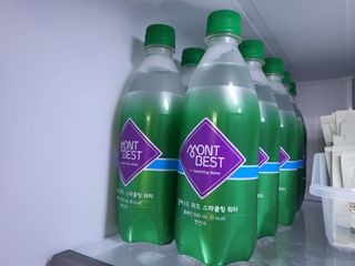 몽베스트 Montbest with Sparkling water Plain 20병 — 5점을 준 리뷰어가 2022년 6월 올린 사용 사진