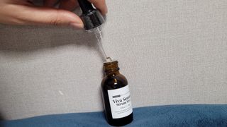 이매지스트 비바 비타민C 세럼 시카 미백 색소침착 앰플 — 4점을 준 리뷰어가 2022년 12월 올린 사용 사진