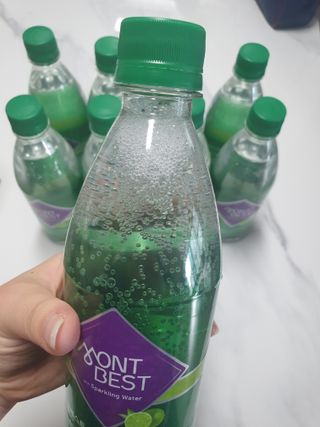 몽베스트 Montbest with Sparkling water Lime20병 — 5점을 준 리뷰어가 2022년 11월 올린 사용 사진