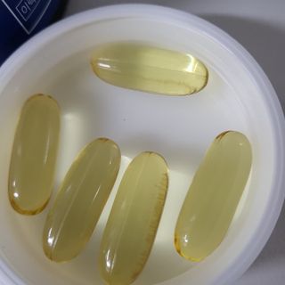 서울약사신협 네이처픽_알티지오메가3_1,205mg x 180캡슐 — 5점을 준 리뷰어가 2021년 9월 올린 사용 사진