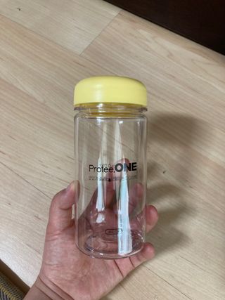 프로티원 단백질쉐이크 녹차맛 2주분 1통+보틀 — 5점을 준 리뷰어가 2021년 5월 올린 사용 사진