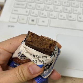 이지프로틴바 3종x각 2ea (고단백질바, 멀티단백질바, 식물성단백질바) — 5점을 준 리뷰어가 2024년 3월 올린 사용 사진