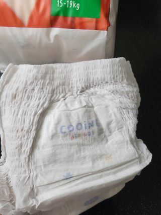 쿠잉 에어드라이  풀커버 팬티기저귀 (L/XL/XXL/XXXL) 1팩 — 5점을 준 리뷰어가 2023년 1월 올린 사용 사진