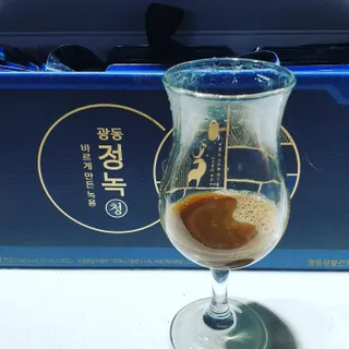 광동생활건강 [광동] 바르게 만든 녹용, 광동정녹청 30포. — 4.5점을 준 리뷰어가 2023년 2월 올린 사용 사진