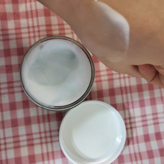김정문알로에 큐어 큐어 알로에 리프레쉬 젤리 세럼, 큐어 알로에 하이드로 젤리 크림 — 5점을 준 리뷰어가 2021년 2월 올린 사용 사진