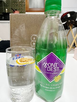 몽베스트 Montbest with Sparkling water Lemon OR Lime 20병(랜덤) — 5점을 준 리뷰어가 2022년 11월 올린 사용 사진