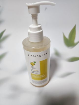 랑벨 내츄럴 딥 포어 클렌저 210ml (저자극 약산성 천연 클렌징 젤) — 5점을 준 리뷰어가 2022년 4월 올린 사용 사진