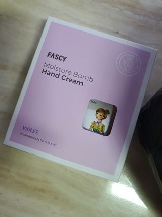 파시 FASCY 高保湿ハンドクリーム40ml+80ml セット — 5점을 준 리뷰어가 2021년 5월 올린 사용 사진