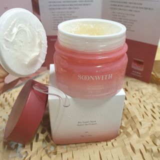 SOONWITH 바이오 수퍼 아쿠아 하이드로 젤 크림 — 5점을 준 리뷰어가 2021년 3월 올린 사용 사진