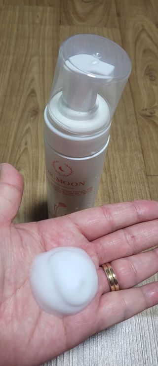MF프리 [닥터문] 유산균 락토케어 질경초 여성청결제 200ml (폼타입) — 5점을 준 리뷰어가 2022년 9월 올린 사용 사진