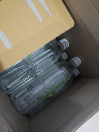 아쿠아스 플레이버워터 [아쿠아스] 제로칼로리 플레이버워터 복숭아/청포도 1BOX 20개입 — 4점을 준 리뷰어가 2021년 4월 올린 사용 사진