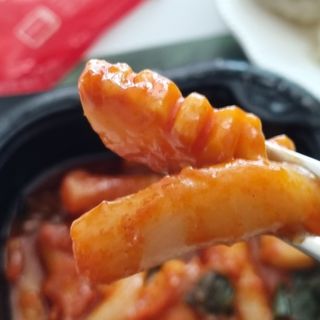 한성기업 무볼레 닭떡볶이+해물떡볶이 2종 세트 — 5점을 준 리뷰어가 2021년 10월 올린 사용 사진