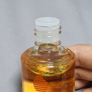 바이오오일 [바이오-오일] 스킨케어 오일 내추럴 60ml — 5점을 준 리뷰어가 2021년 6월 올린 사용 사진