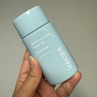 아이레시피 마일드 히알루로닉 모이스트 업 선스크린 SPF50+ PA++++ — 5점을 준 리뷰어가 2023년 6월 올린 사용 사진