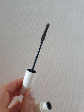 시모먼트 라이닝 컬 마스카라 — 4점을 준 리뷰어가 2022년 1월 올린 사용 사진