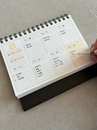 리훈 곰부 세우는 체크리스트 위클리 탁상 플래너 주간 일주일 계획표 — 5점을 준 리뷰어가 2023년 2월 올린 사용 사진