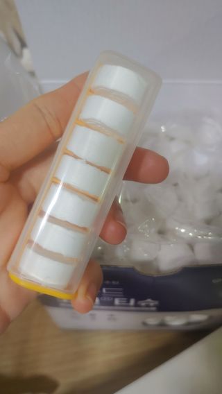 [올가드] 무방부제 대용량 코인티슈 500개입 + 휴대용케이스 1개 — 5점을 준 리뷰어가 2022년 12월 올린 사용 사진