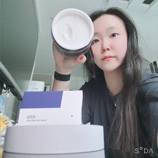 세이지빼빼 빼빼B 슬리미 히알 바디밤 150g — 4점을 준 리뷰어가 2022년 10월 올린 사용 사진