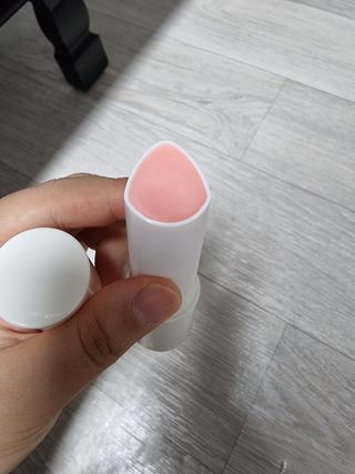 트윙클라 안티링클 샤이닝 멀티밤 — 5점을 준 리뷰어가 2022년 6월 올린 사용 사진