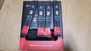 [푸름웰니스] 프리미엄 6년근 홍삼스틱 3mg x 100포 — 5점을 준 리뷰어가 2022년 4월 올린 사용 사진