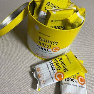 서울약사신협 프리미엄비타민C1000_2.5G x 100포 — 4.5점을 준 리뷰어가 2021년 5월 올린 사용 사진