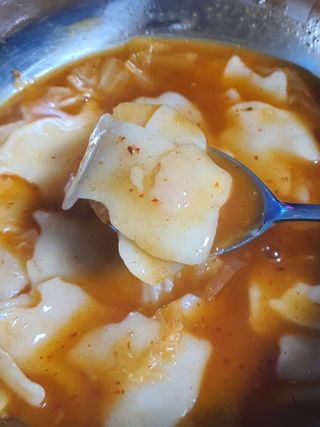 [푸딩팩토리] 얼큰김치수제비 350g  / 우삼겹 김치찌개 185g — 5점을 준 리뷰어가 2022년 10월 올린 사용 사진
