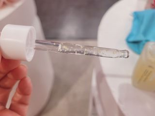 에센느 닥터 멜라닌 화이트닝 앰플 — 5점을 준 리뷰어가 2023년 4월 올린 사용 사진