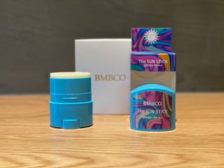 비엠비코 [썸머케어] 퀸79 노블 골드 아쿠아크림+더 선스틱 SPF50+PA+++ — 5점을 준 리뷰어가 2021년 6월 올린 사용 사진