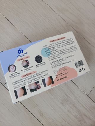 미라클풋 유리발각질제거기 물없이 쓱싹쓱싹 몇번만에 발각질 완벽제거 — 4.5점을 준 리뷰어가 2021년 9월 올린 사용 사진