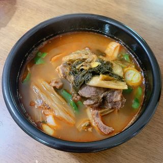 요리반상회 용문해장국 2팩 + 뚝배기 1개 — 4.5점을 준 리뷰어가 2021년 3월 올린 사용 사진