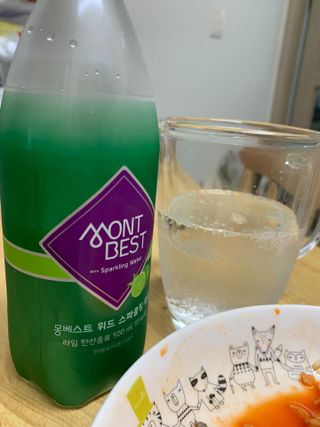 몽베스트 Montbest with Sparkling water Lime20병 — 4점을 준 리뷰어가 2022년 6월 올린 사용 사진