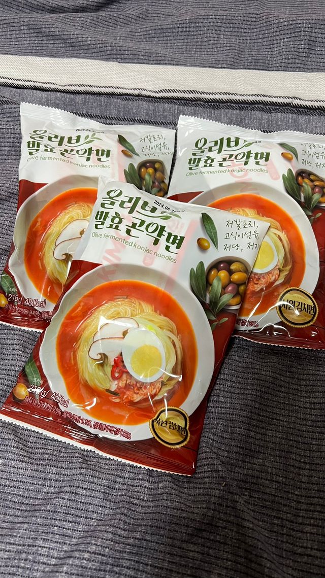 올리브발효곤약면 시원김치면 1세트-(3봉) 리뷰 사진