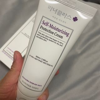 셀프 모이스처라이징 프로텍션 크림 셀프 모이스처라이징 프로텍션크림 — 5점을 준 리뷰어가 2022년 3월 올린 사용 사진