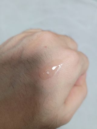 스킨큐어 산다화 비타민c 화이트닝 에센스 30ml — 5점을 준 리뷰어가 2022년 3월 올린 사용 사진