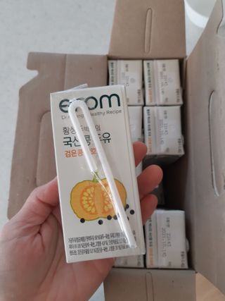 이롬 황성주 박사의 국산콩 두유 검은콩 단호박 — 5점을 준 리뷰어가 2021년 2월 올린 사용 사진