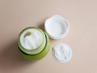 [후르디아] 민감피부 수분크림 비건 아보카도 크림 — 5점을 준 리뷰어가 2022년 11월 올린 사용 사진