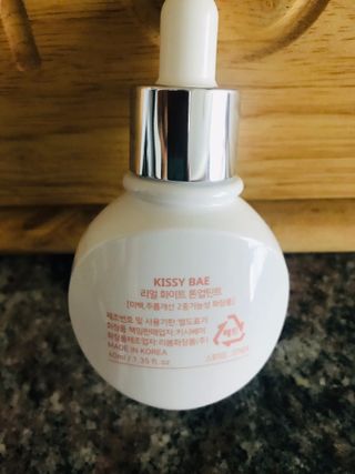 KISSY BAE 키시베이 키시베이 리얼화이트 톤업틴트 — 3점을 준 리뷰어가 2021년 8월 올린 사용 사진