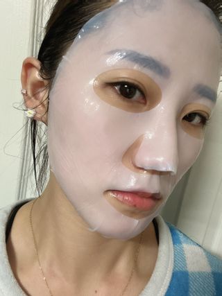 제주인디 카멜리아 블러썸 바이오셀룰로오스 마스크팩 — 5점을 준 리뷰어가 2021년 10월 올린 사용 사진