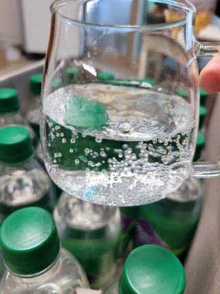 몽베스트 Montbest with Sparkling water Lime20병 — 5점을 준 리뷰어가 2021년 10월 올린 사용 사진