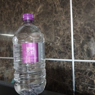 몽베스트 MONTBEST 1L 12입 — 5점을 준 리뷰어가 2022년 3월 올린 사용 사진