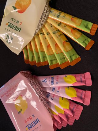 비타앤C 레몬맛, 망고맛 — 5점을 준 리뷰어가 2021년 4월 올린 사용 사진