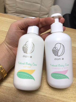 mom e 맘이 내추럴 베이비 케어 샴푸앤바스+로션 — 3점을 준 리뷰어가 2021년 1월 올린 사용 사진