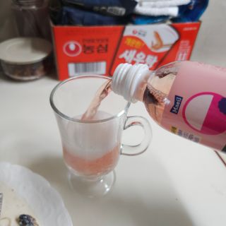 더그레잇티 콤부차 [매일유업] 더그레잇티 44kcal 콤부차 300ml *12개입 (오리지널 6개+베리리치 6개) — 5점을 준 리뷰어가 2023년 8월 올린 사용 사진