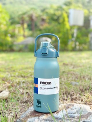 모즈스웨덴 MOZ 스웨덴 316 스텐 대용량 원터치 손잡이 보냉보온병 — 5점을 준 리뷰어가 2023년 8월 올린 사용 사진