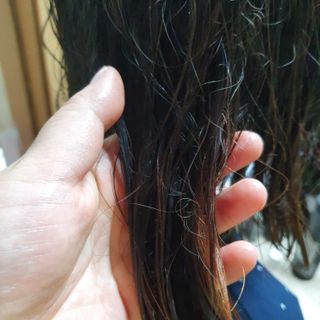 라로지크 X3 리페어 퍼퓸 헤어팩 150mℓ — 5점을 준 리뷰어가 2021년 12월 올린 사용 사진