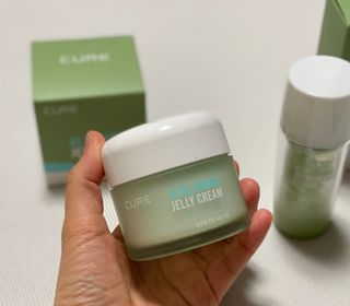 김정문알로에 큐어 큐어 알로에 리프레쉬 젤리 세럼, 큐어 알로에 하이드로 젤리 크림 — 5점을 준 리뷰어가 2021년 3월 올린 사용 사진