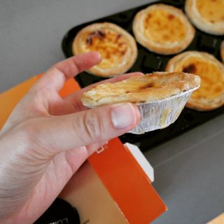 디앙뜨 포르투갈 에그타르트 오리지널 맛+패션후르츠+초콜릿타르트 맛 중 택1 — 5점을 준 리뷰어가 2021년 7월 올린 사용 사진