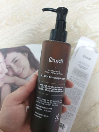 헤어플러스 콴디 플러피 클라우드 버블 팩 클렌저 — 5점을 준 리뷰어가 2021년 4월 올린 사용 사진