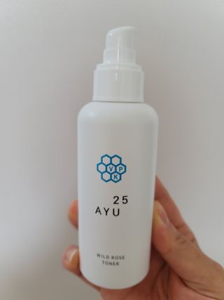 AYU25[아유트웬티파이브] 피부건강에 꼭 필요한 pH 약산성 와일드 로즈토너 — 5점을 준 리뷰어가 2021년 4월 올린 사용 사진