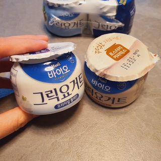 매일바이오 그릭요거트 오리지널 플레인 4개, 로스터리 커피믹스 4개 — 4점을 준 리뷰어가 2021년 12월 올린 사용 사진